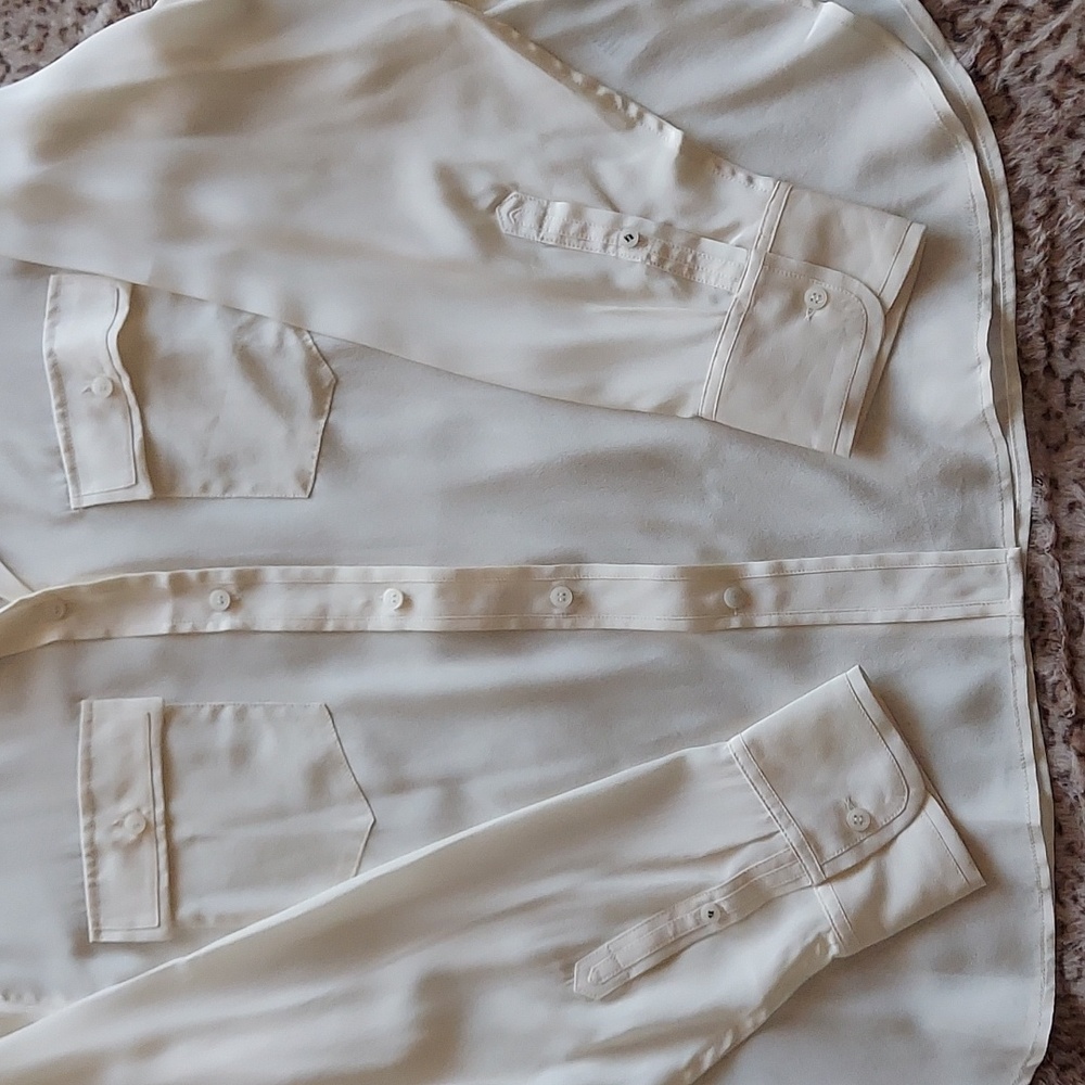J. Crew Womens's Classic Silk Button-Down Shirt - Picture 3 of 12